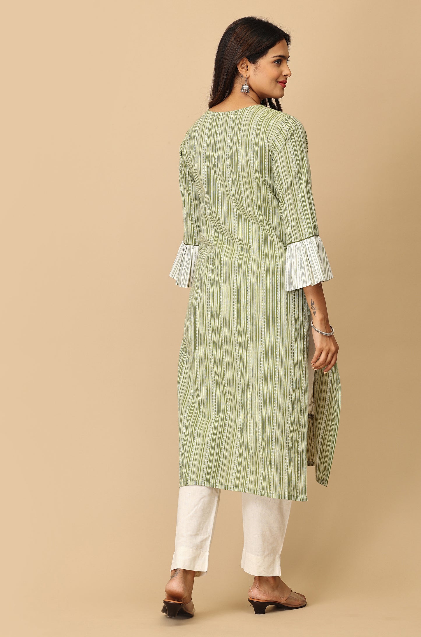 Green Cotton Dobby Bell Sleeve Straight Kurti