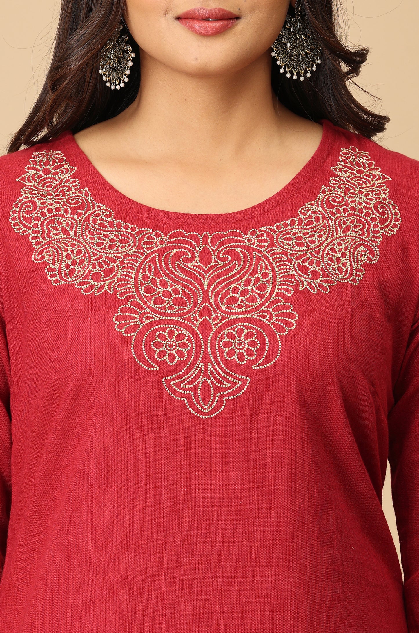 Maroon Neck Zari Embroidery Kurti