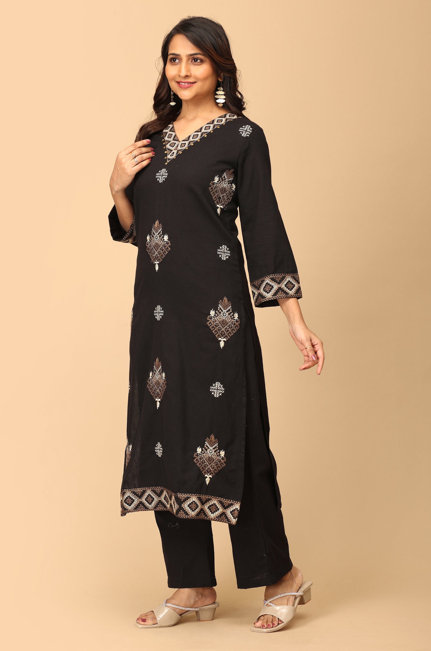 Black Cotton Flex Embroidery Straight Kurti Set - 2Pcs